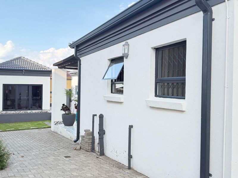 Single Storey Conventional - Photo 8