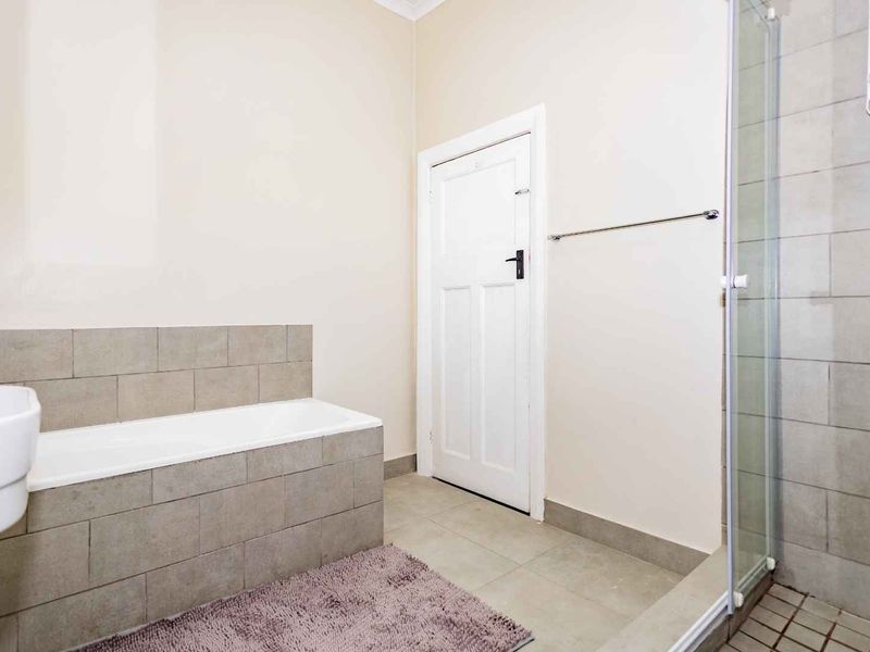 Urban Oaks Guest House - Photo 8