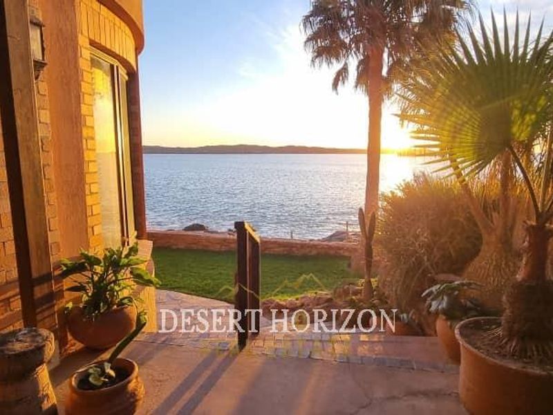 Lüderitz | Beautiful 5-Bedroom Seafront Home with a Unique Rock-Embedded Swimming Pool -Perfectly Blending with the Ocean Horizon - Photo 9
