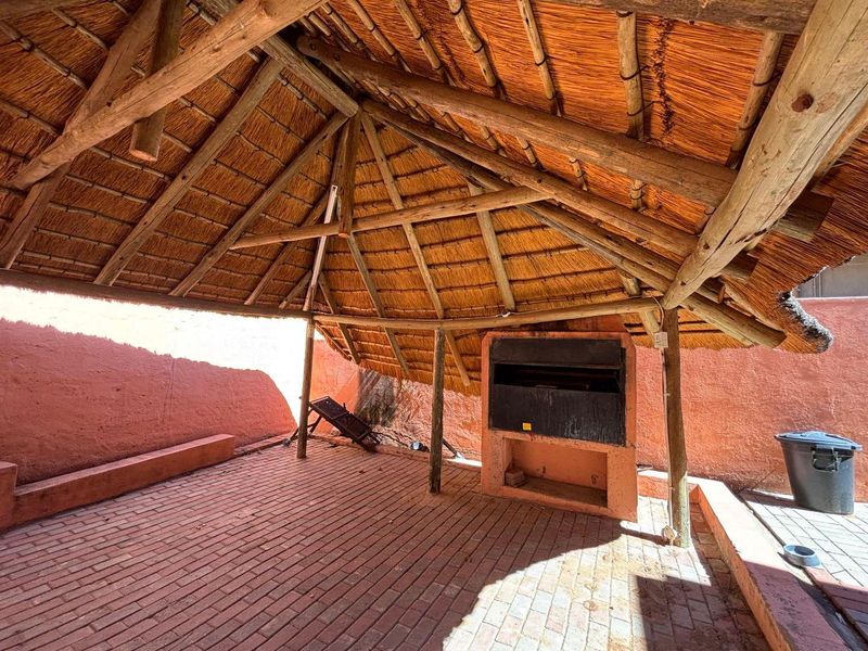 Windhoek Rocky Crest: 3 Bedroom house is For Sale - Photo 9