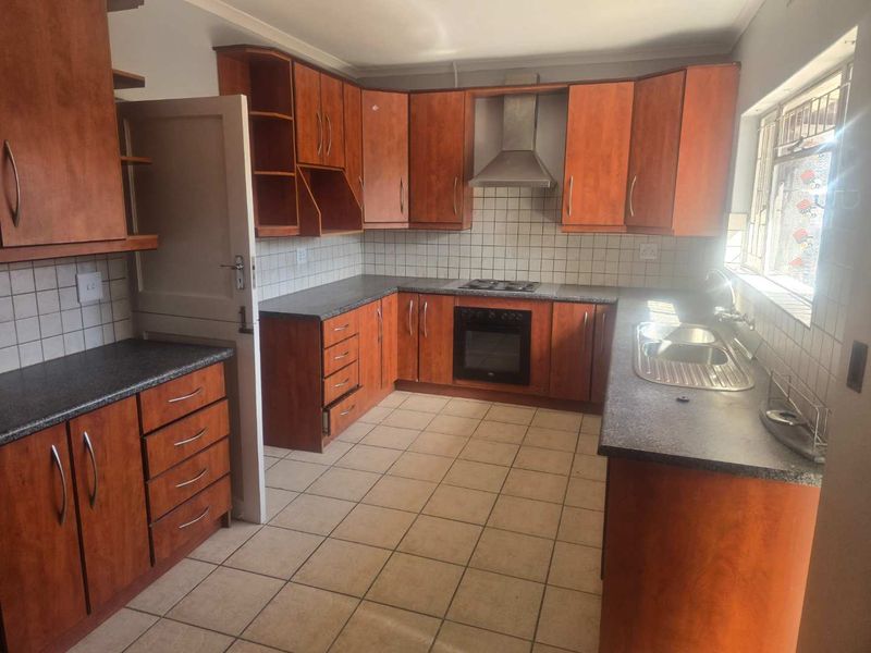 Groundfloor apartment Unit 3 in Panorama - Photo 10
