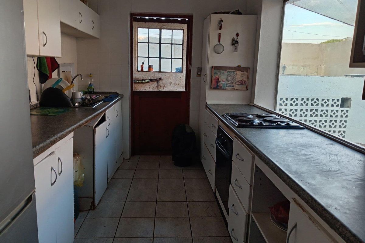 3 Bedroom  Cluster Home in a Cul de sac For Sale! - Photo 5