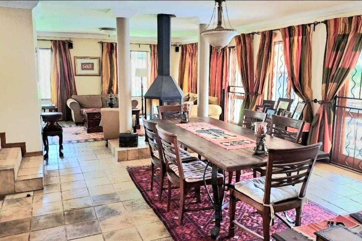 Prime Location Adjacent to Bedfordview - Elegant and Modern Family Home - Photo 4