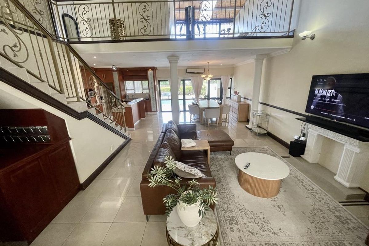 Hendra - Modern 4-Bedroom Home for Sale in Prestigious Izinga Ridge - Photo 4