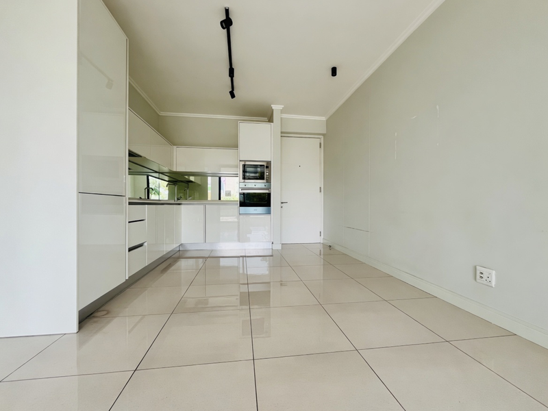 Luxury one bedroom , ground floor apartment for rent at Ellipse Waterfall - Photo 7