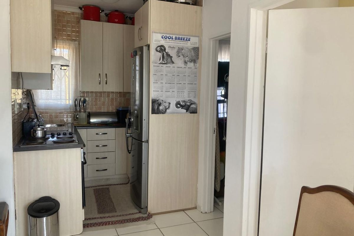 2 Bedroom apartment for sale at Fleurhof - Photo 4