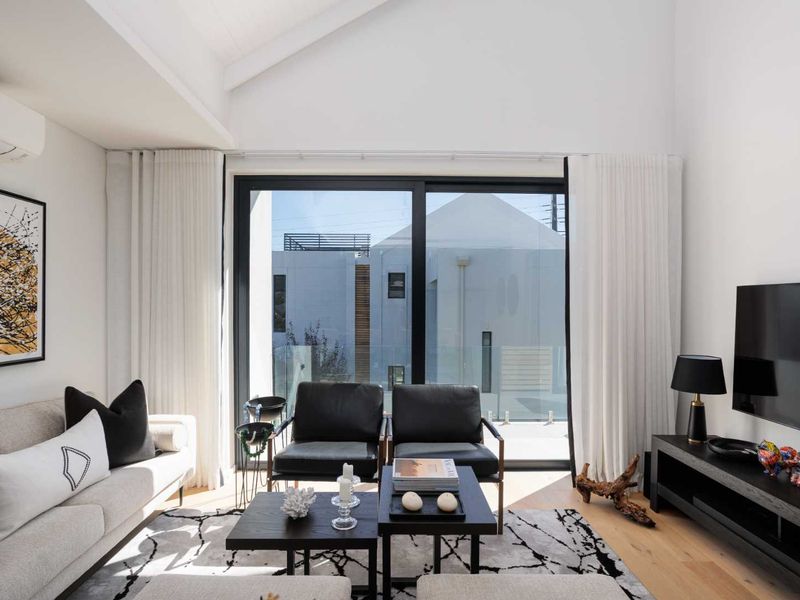 Fully Furnished North-Facing Two-Bedroom Polo Village Apartment on Val de Vie Estate - Photo 5