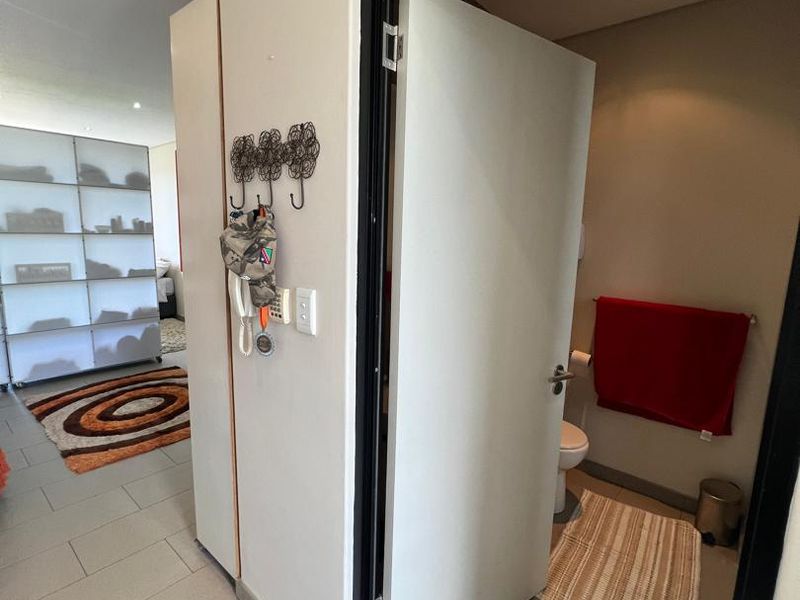 Bachelor's Unit for sale in Klein Windhoek - Photo 9