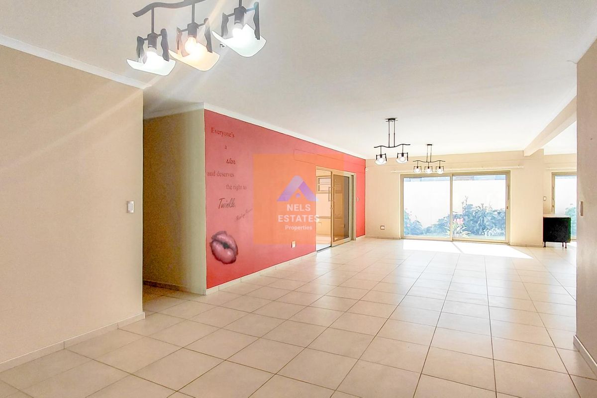 Family Home To Rent in Ocean View, Swakopmund - Photo 5