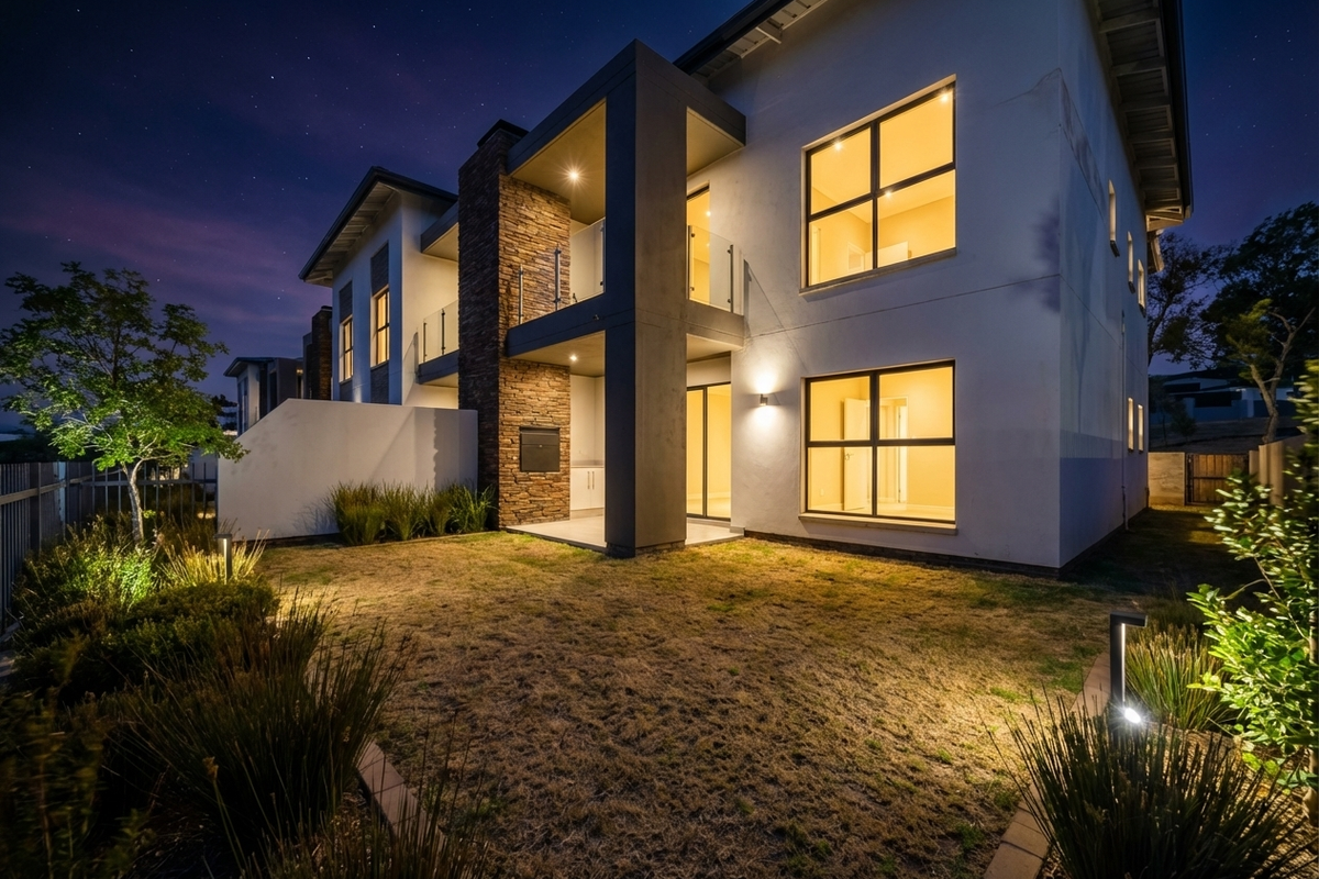 Step Out, Not Up | Ground-Floor Living in Haymarket - Photo 5