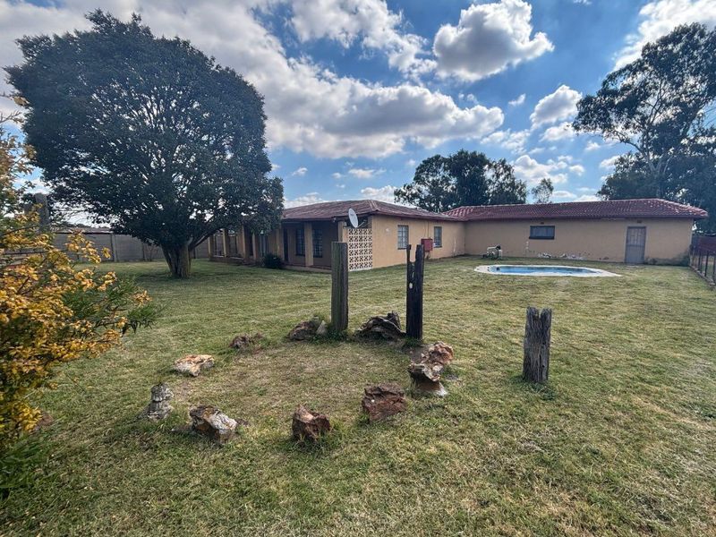 Lifestyle Farm Offering Space, Comfort, and Excellent Investment Value - Photo 1