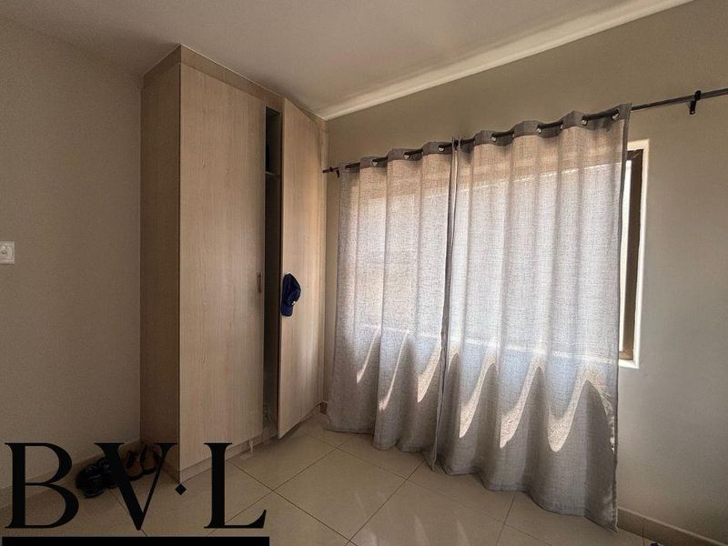 Flat for Sale in Windhoek CBD - N$1,600,000 (excl. costs) - Photo 7