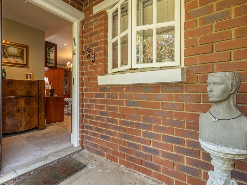 Tranquil luxury in a premium retirement Estate - Photo 3