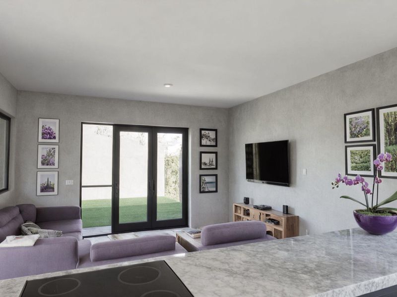 "Discover Coastal Elegance: Your Dream Home in Tamariskia Awaits!" - Photo 4