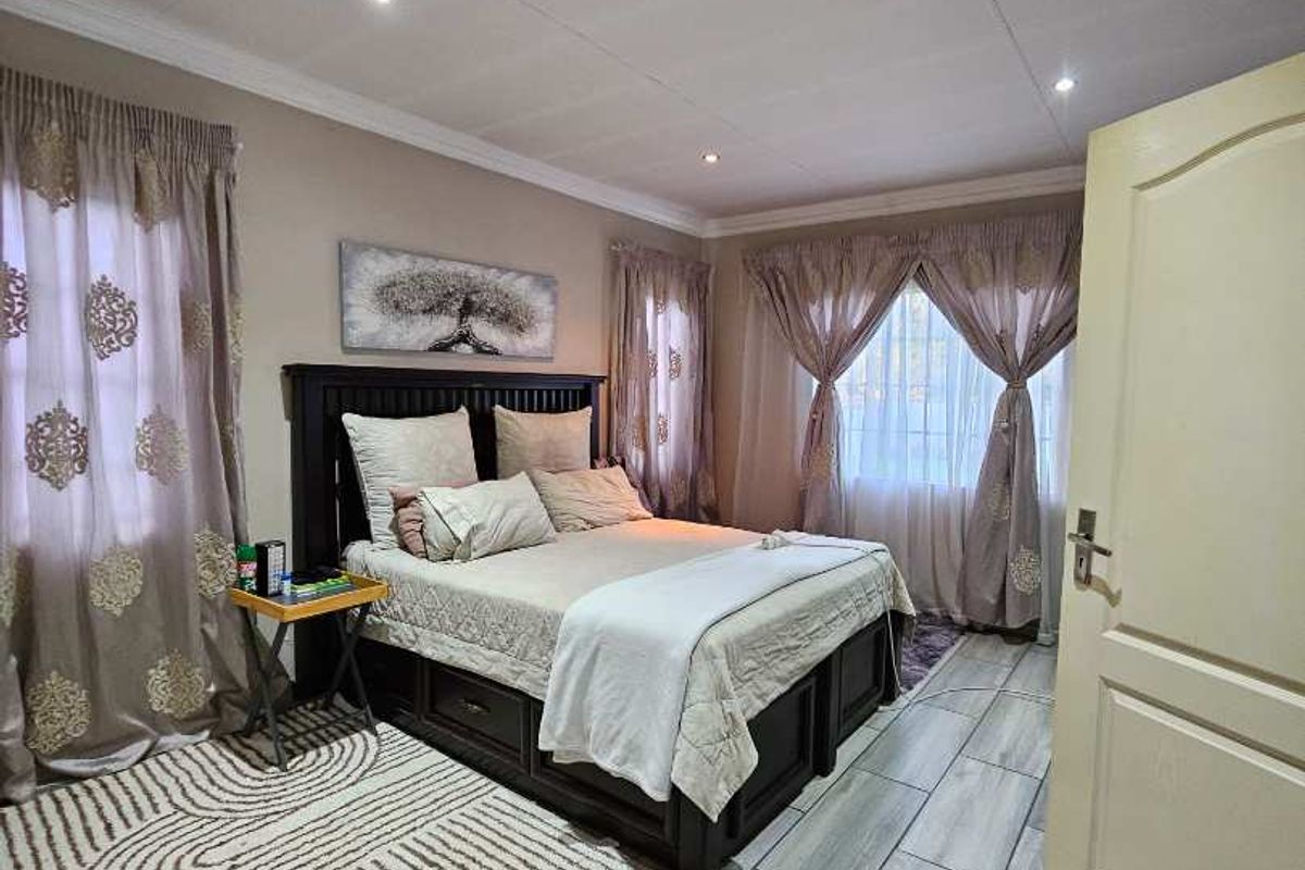 3 bedroom house in Clarina - Photo 4