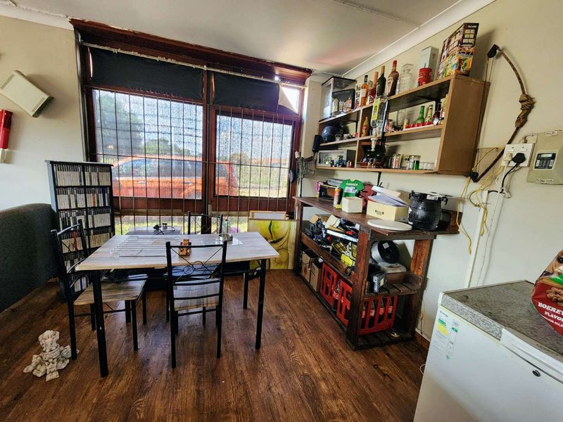 Versatile Dual-Living Property with Great Potential - Photo 3