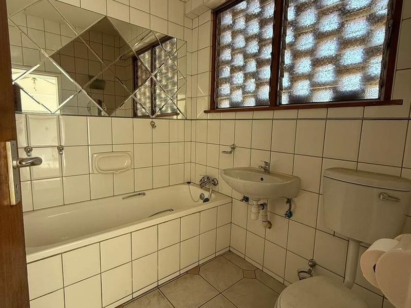 Klein Windhoek- For Sale- N$890 000 - Photo 5