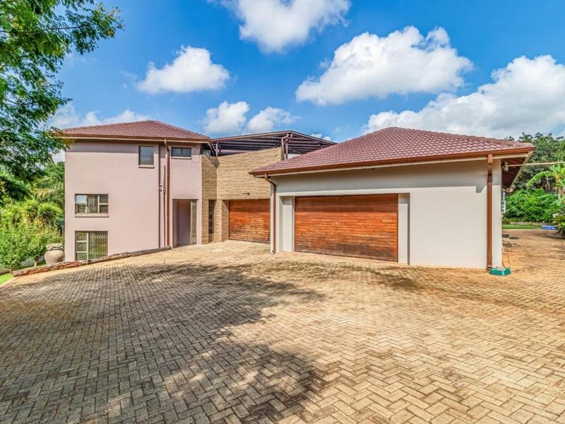 4 Bedroom House For Sale in Rangeview - Krugersdorp. - Photo 3
