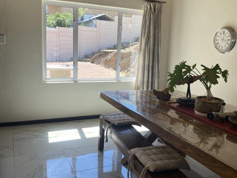 Enviable Olof Palme Street, Eros Park, Windhoek For Sale - Photo 10