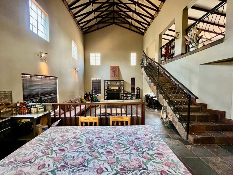 Country Living Meets City Convenience: Exceptional Mnandi Smallholding - Photo 3