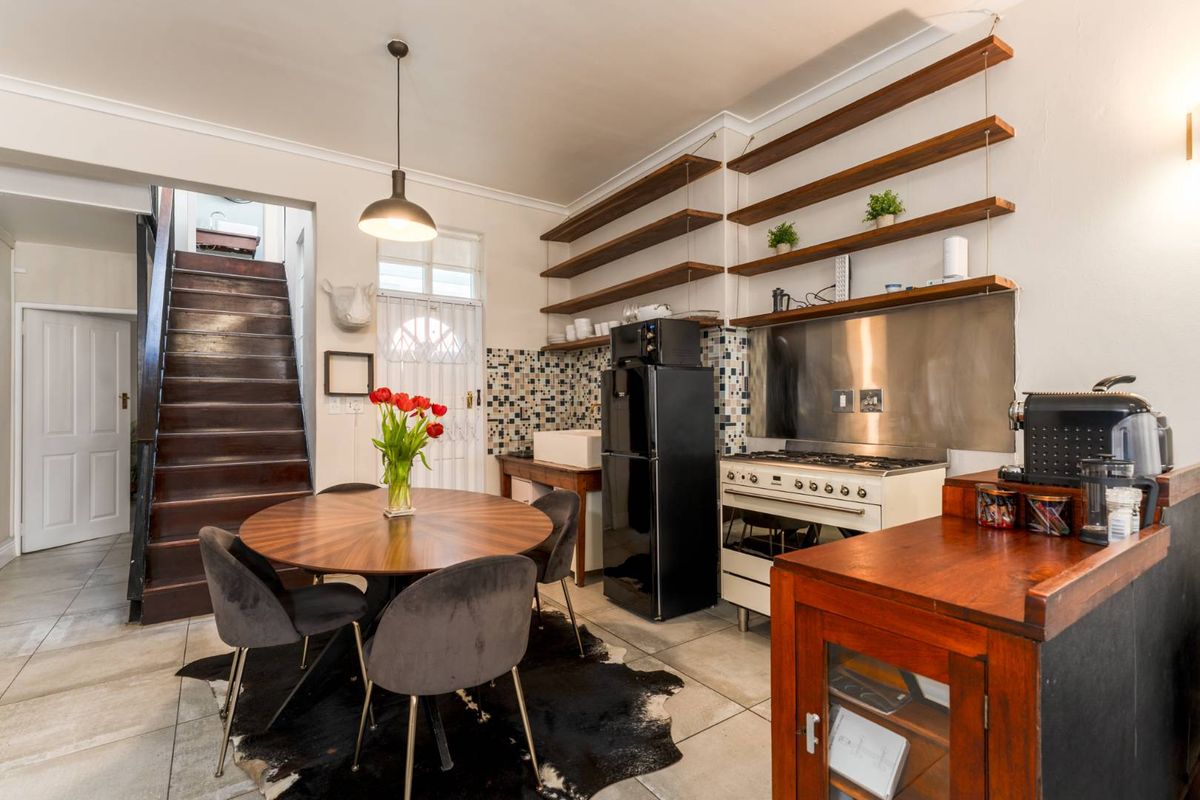 Stylish City double-story home with Modern Comforts in the ever so popular & trendy Bo-Kaap - Photo 4