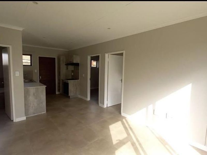 3 Bedroom Simplex for Rent - Photo 5