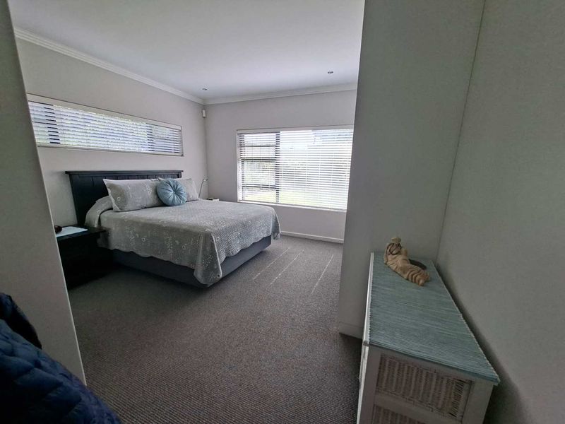 Exclusive retirement unit - Photo 4