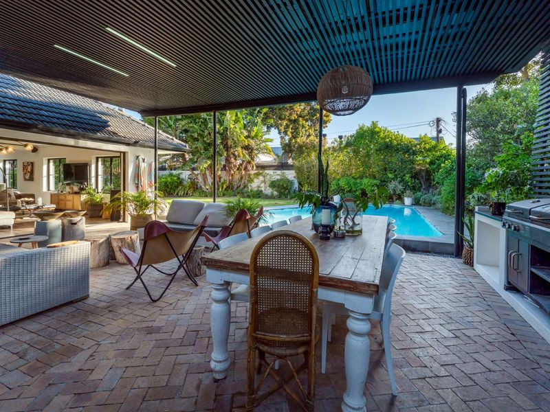 A Tastefully-Designed Entertainer’s Delight - Photo 3