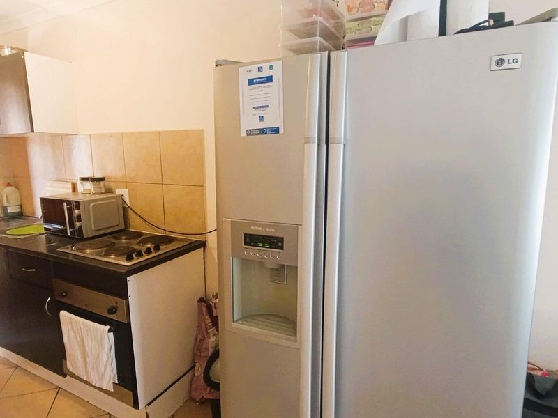 2 Bedroom Apartment -  Ready to Move in. - Photo 5