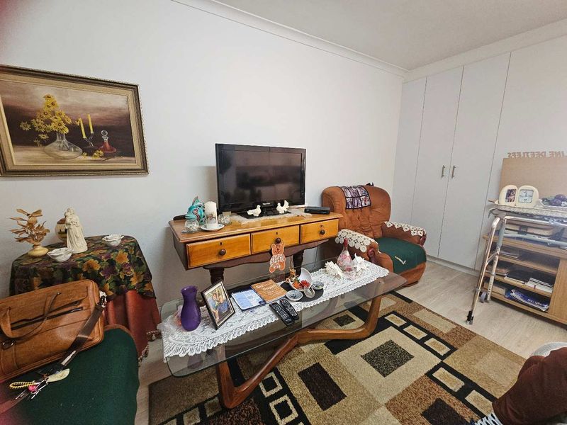 Over 55 of age : Unfurnished one bedroom retirement Village : Hermanus - Photo 4