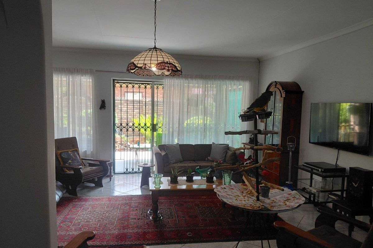 SECURE ND SPACIOUS - Photo 2