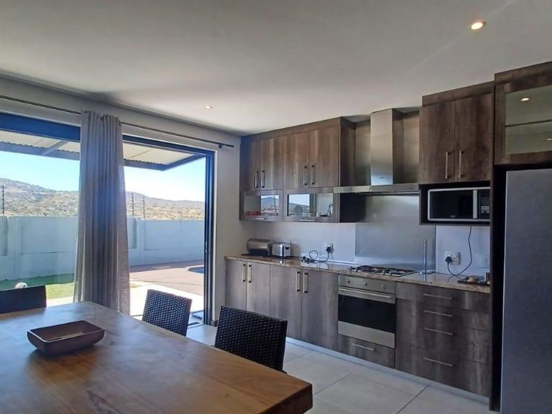 Fully Furnished 3 Bed Townhouse Available Soonest – N$33 000.00 pm Slightly negotiable ! - Photo 8