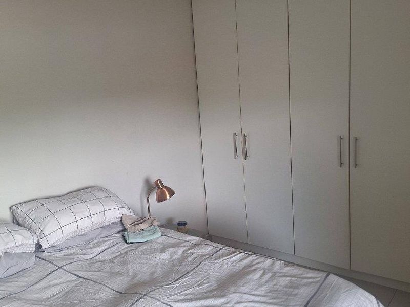 FOR SALE MOTH CENTER  N$1 100 000,00 cc reg - Photo 2