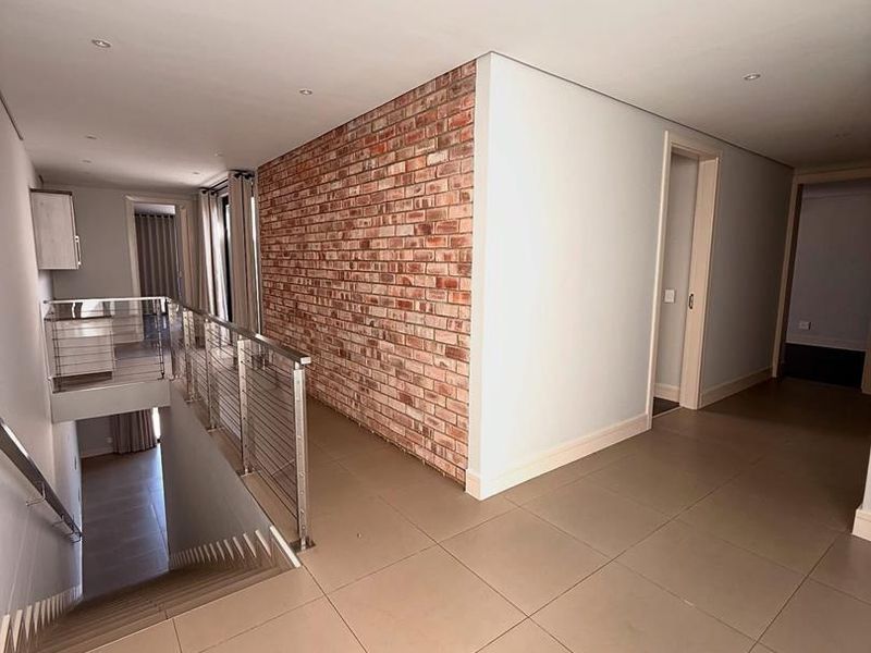 Klein Windhoek- For Sale- N$6 600 000 - Photo 2