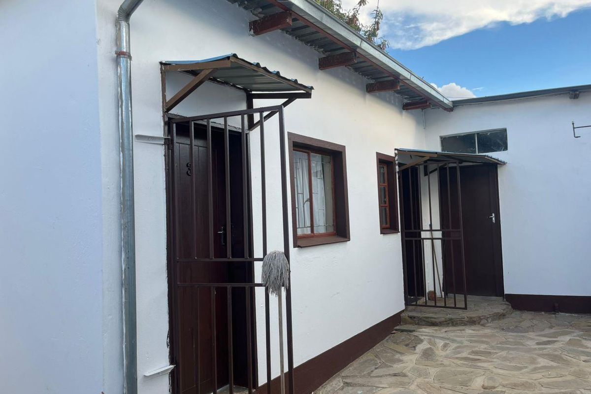 3 BEDROOM HOUSE FOR SALE - KHOMASDAL - Photo 2