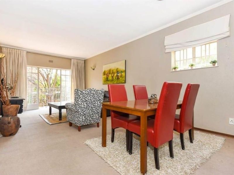 2 Bedroom Apartment In Woodmead Manor - Photo 9