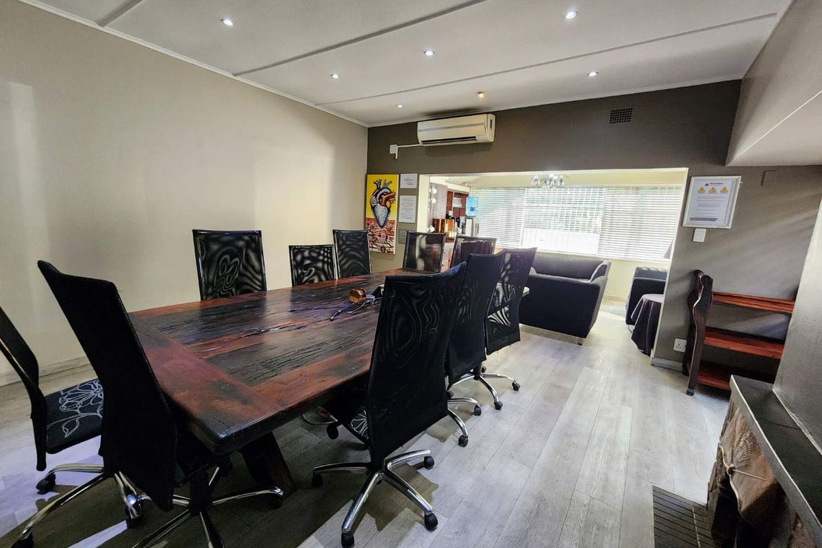 The Riviera Utility Campus - Photo 3