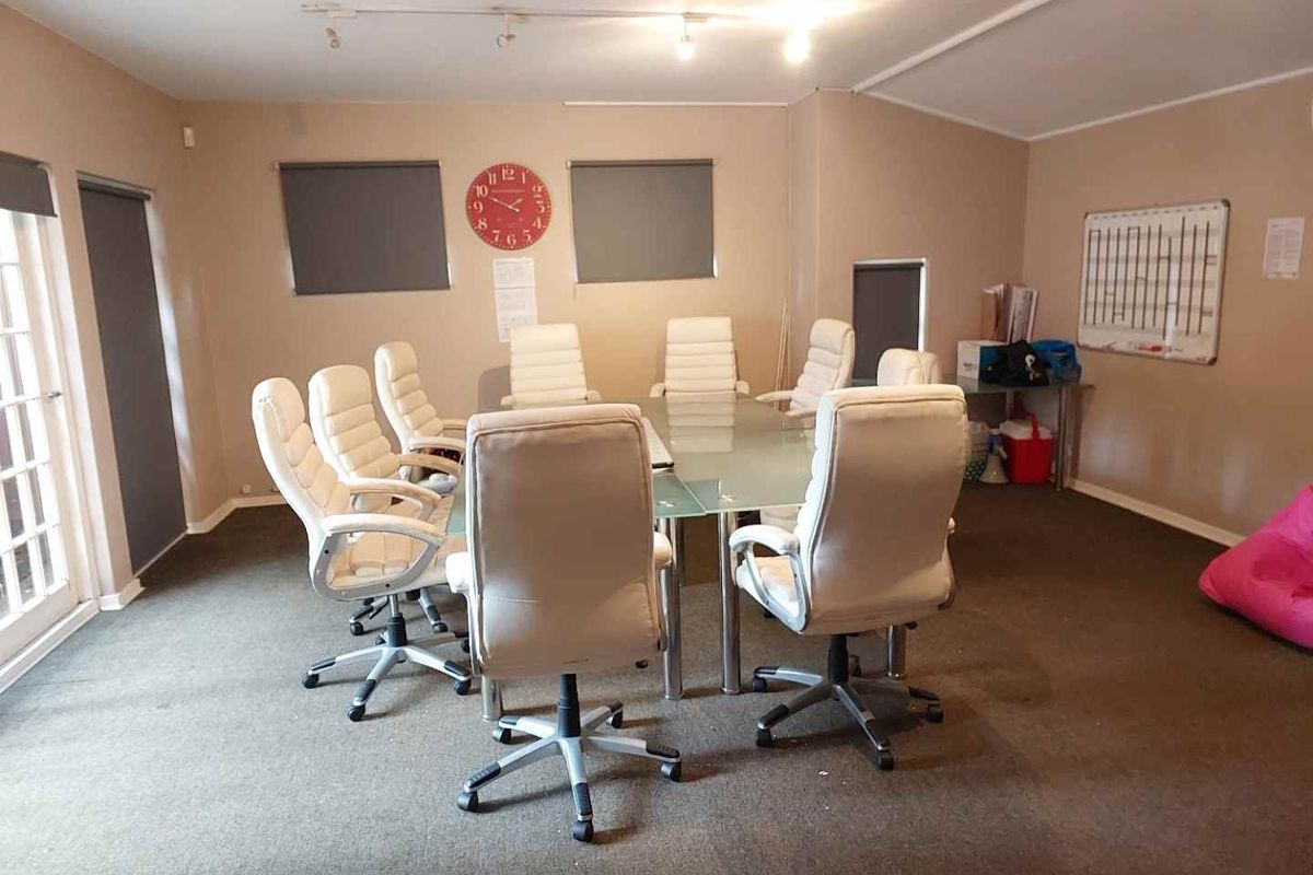 OFFICE SPACE TO RENT IN PARKTOWN - Photo 4