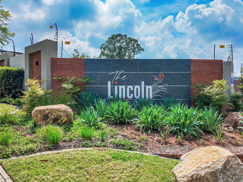 Luxury 2 Bedroom 2 Bathroom Cluster at Lincoln Estate - Photo 1