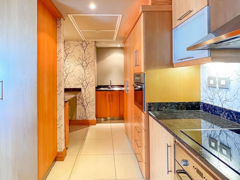 3 BEDROOM | 3.5 BATHROOM APARTMENT -UNFURNISHED - Photo 7