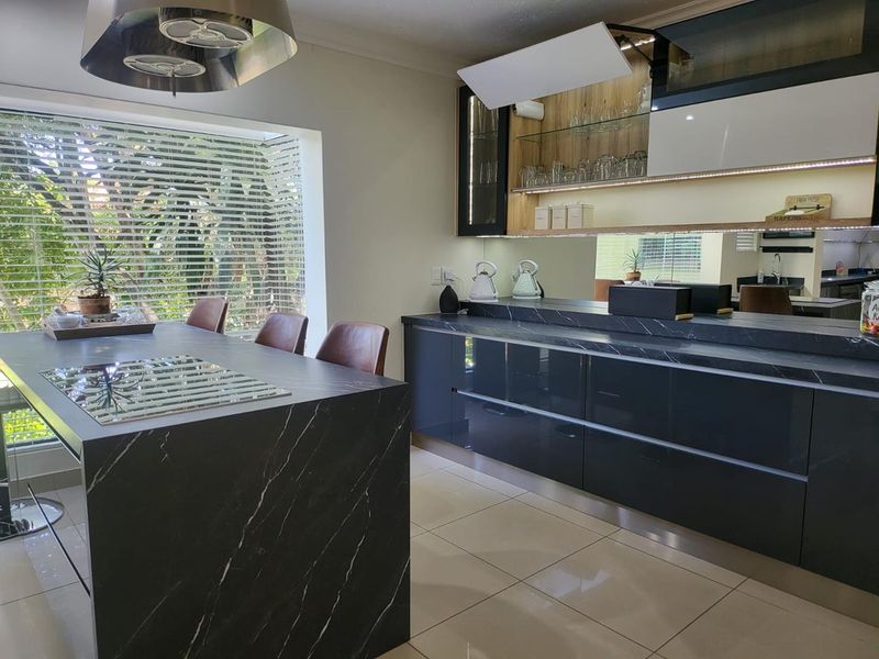 4 Bedroom House to Rent In North Riding - Photo 4