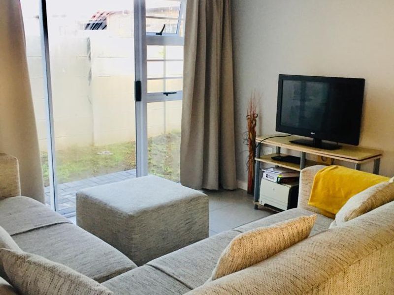 Lock up and go in Fairview. - Photo 6