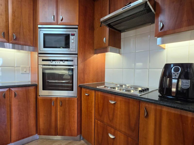 4 Bedroom House for sale in Verwoerdpark Alberton - Photo 10