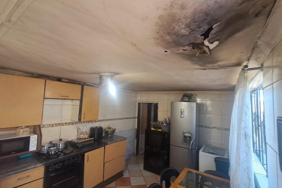 Family House In Ivory Parkl - Photo 2