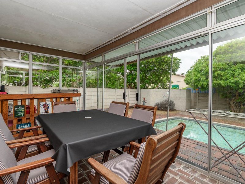 Stunning Family Home or Excellent Investment - Serious Seller - Photo 7