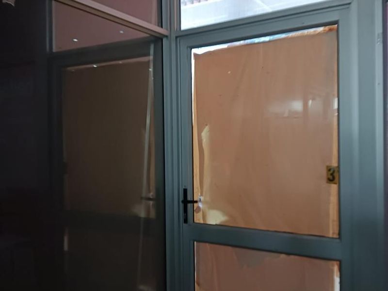 Prime First-Floor Space Opposite Phoenix Plaza – High Foot Traffic! - Photo 9