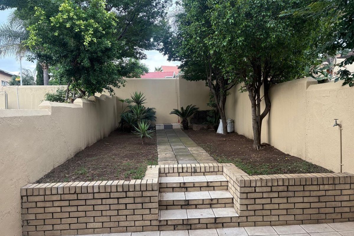 DUPLEX DELIGHT - Photo 4