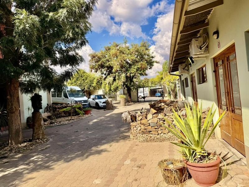 PRIME HOSPITALITY INVESTMENT WINDHOEK CBD SOUTH - Photo 2
