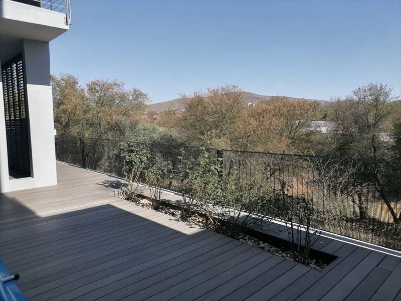 Luxury Living Awaits: Modern Home In Exclusive Estate In Ludwigsdorf - Photo 10