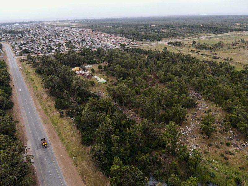 4.3 Hectares of vacant land for sale in Victoria Drive, Walmer - Photo 5
